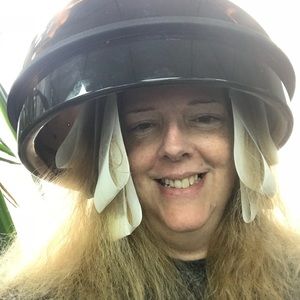 Meet your Posher, Kat.